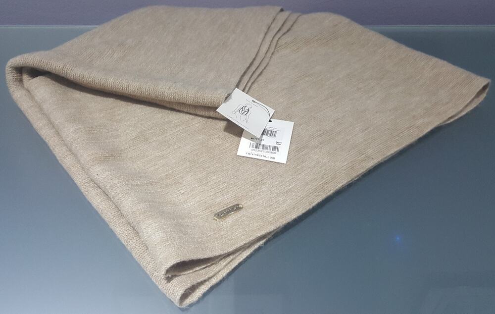 N) Woman Calvin Klein Soft Acrylic Infinity Loop Scarf Wrap Almond A5K13009
